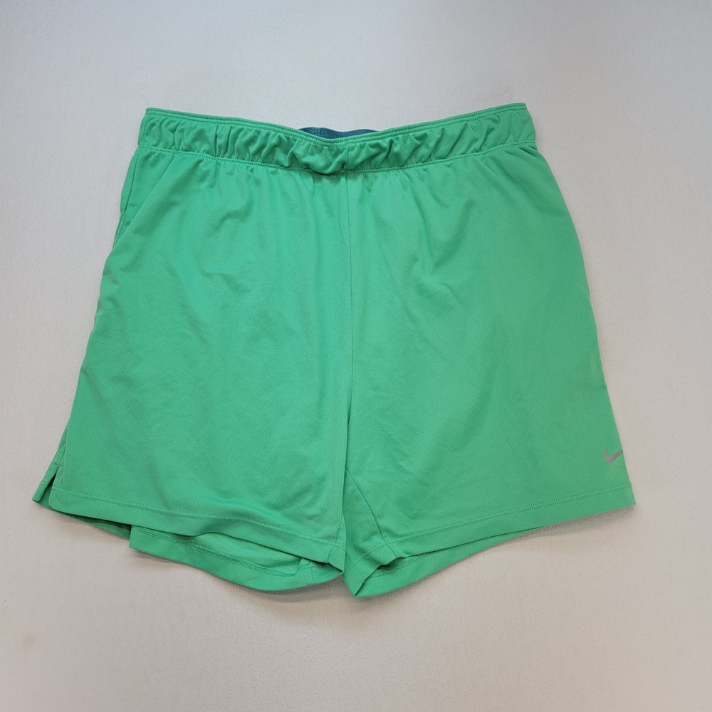 Nike Dri-FIT Shorts Womens Large Green Athletic Performance Activewear Pocket